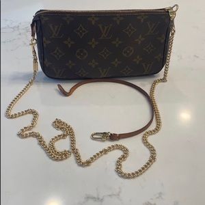 AUTHENTIC POCHETTE